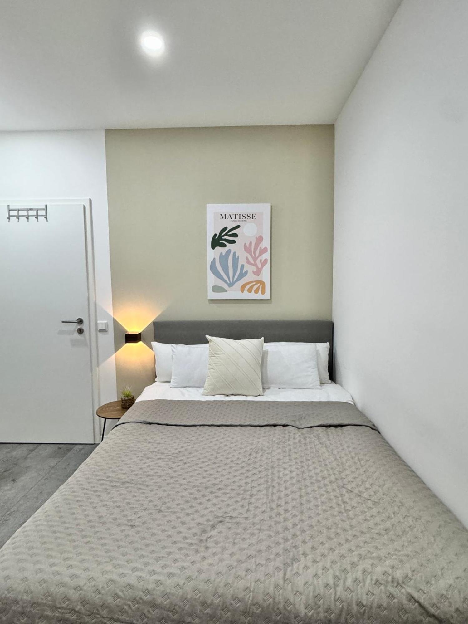 Heaven Homes - Doppelzimmer Mit Eigenem Bad Düsseldorf Extérieur photo
