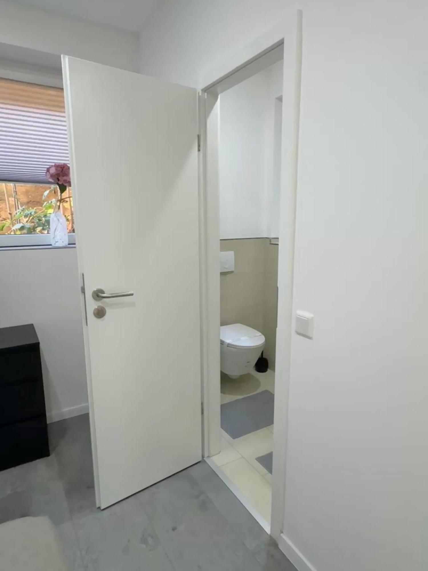 Heaven Homes - Doppelzimmer Mit Eigenem Bad Düsseldorf Extérieur photo