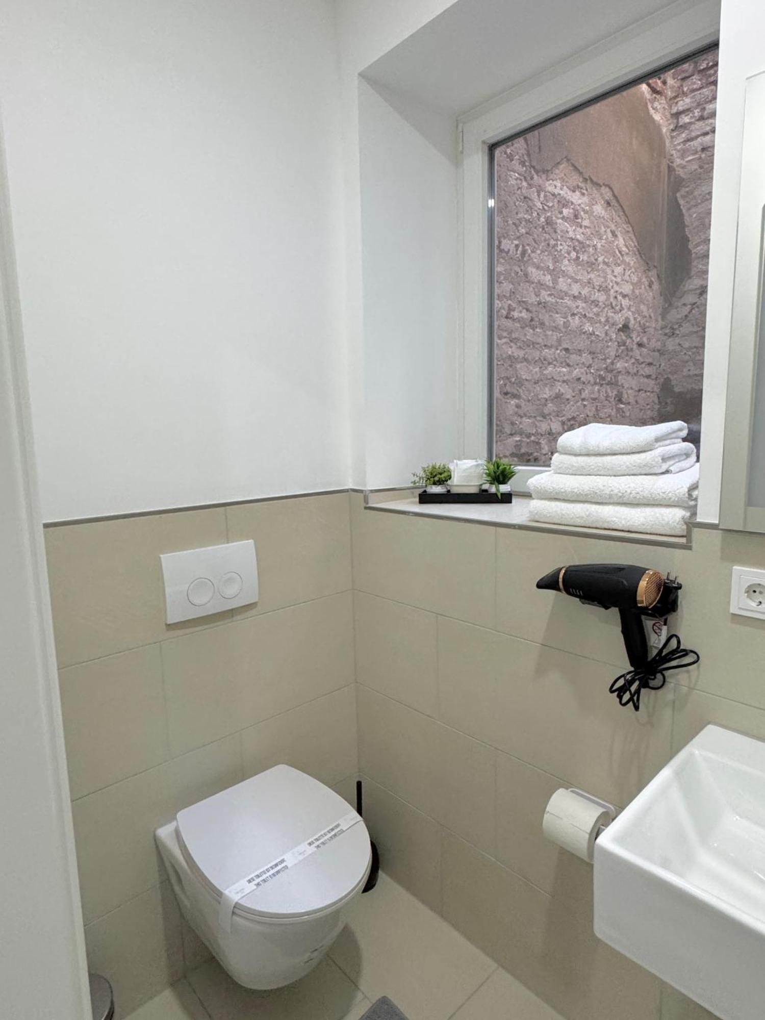 Heaven Homes - Doppelzimmer Mit Eigenem Bad Düsseldorf Extérieur photo